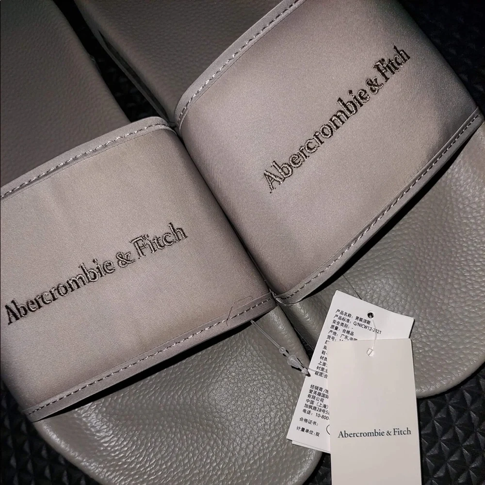 Abercrombie and Fitch Slide size XXL NWT